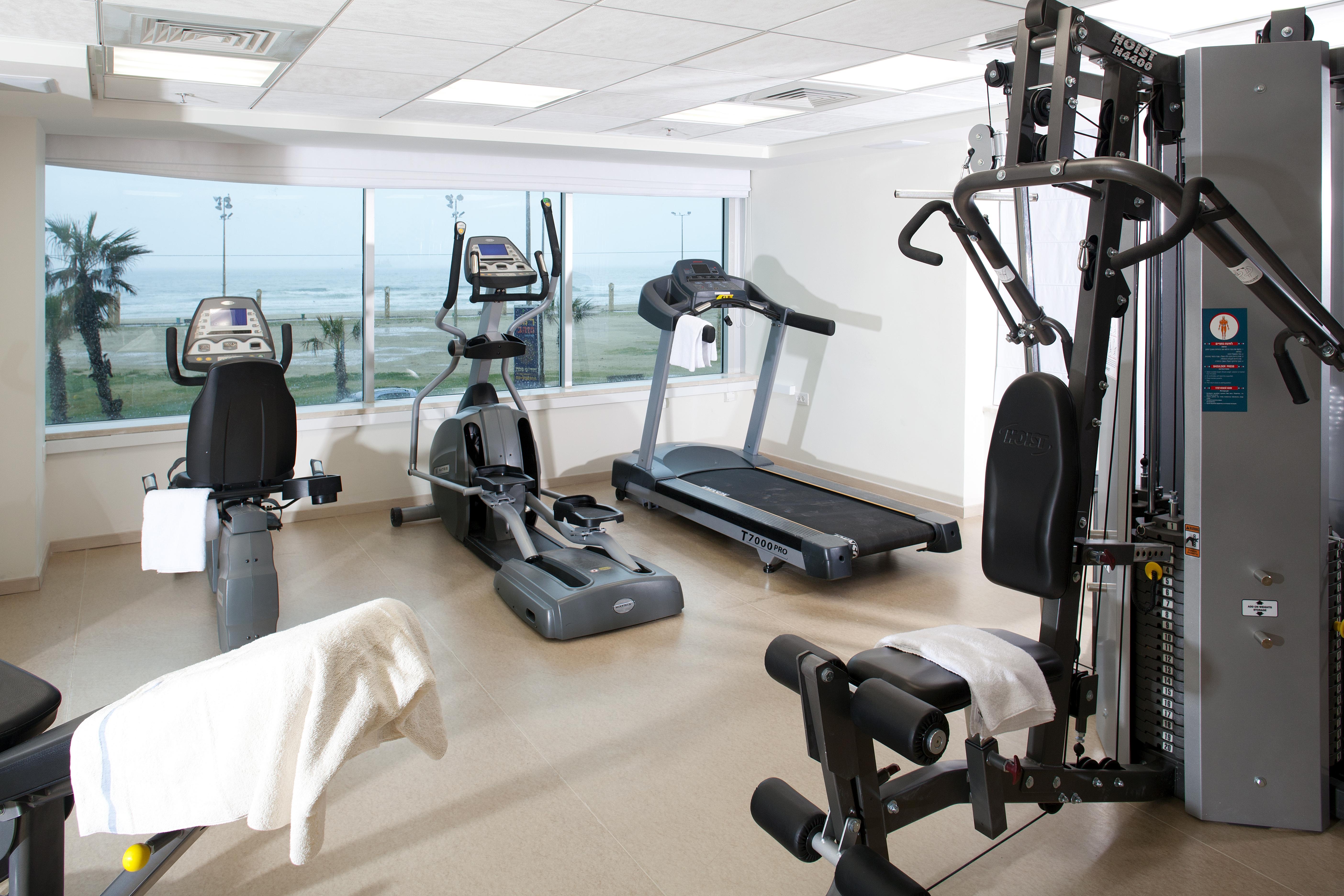 West All Suites Hotel Asjdod Buitenkant foto